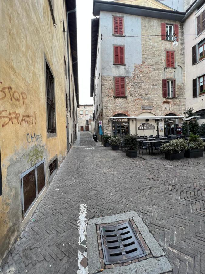 Nur 1 Casa Vacanze Bérgamo Exterior foto